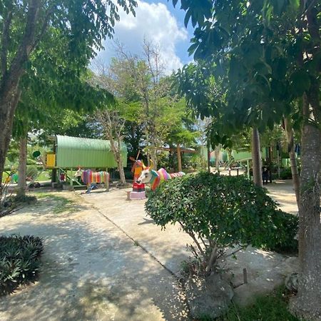 Oyo 966 Boss Khaoyai Otel Ban Bung Toei Dış mekan fotoğraf