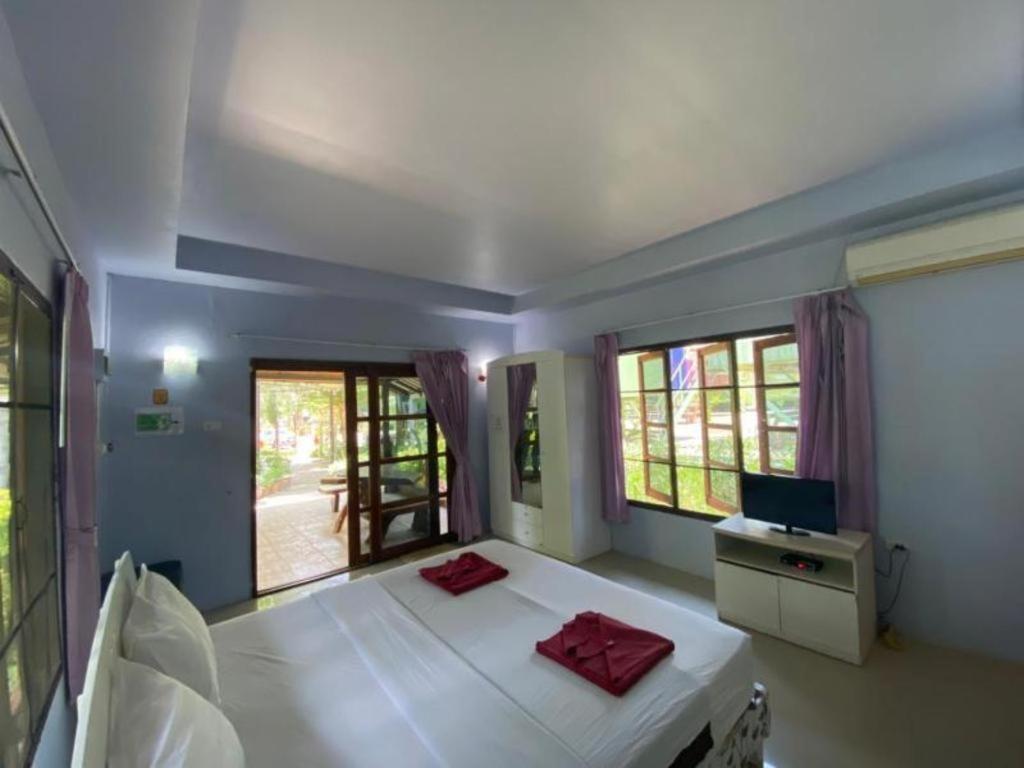 Oyo 966 Boss Khaoyai Otel Ban Bung Toei Dış mekan fotoğraf