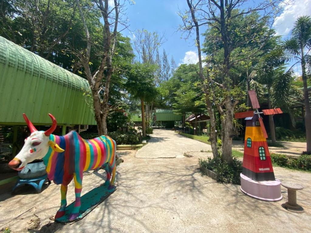 Oyo 966 Boss Khaoyai Otel Ban Bung Toei Dış mekan fotoğraf